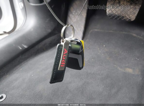 WAUDACF58RA116635 2024 AUDI OTHER White წინა პანელის ხედი