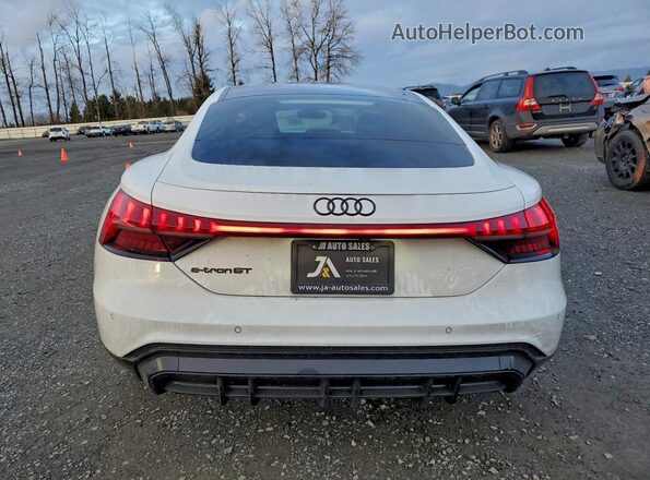 WAUEJBFWXN7006488 2022 AUDI E-TRON White Rear view