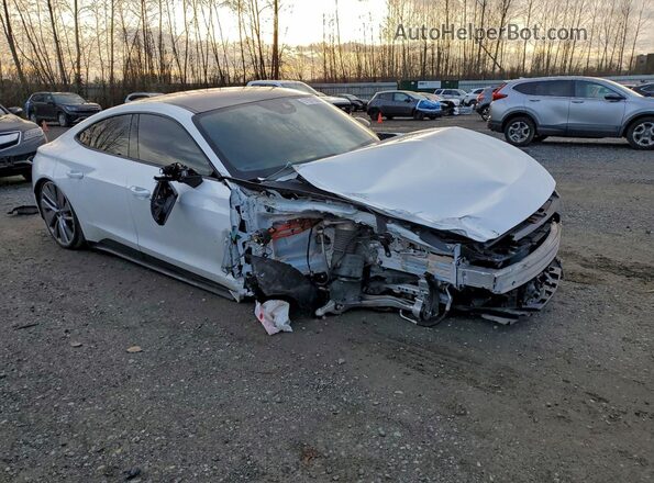 WAUEJBFWXN7006488 2022 AUDI E-TRON White Front right