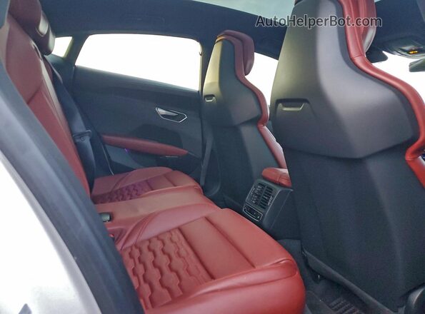 WAUEJBFWXN7006488 2022 AUDI E-TRON White Rear seats view