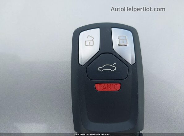 WAUENCF50JA010225 2018 AUDI OTHER Red Առջևի վահանակի տեսք