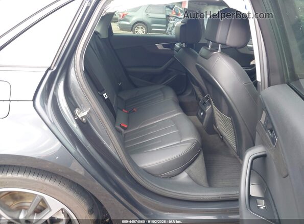 WAUGMAF42KN021194 2019 AUDI OTHER Gray Widok naklejki z numerem VIN