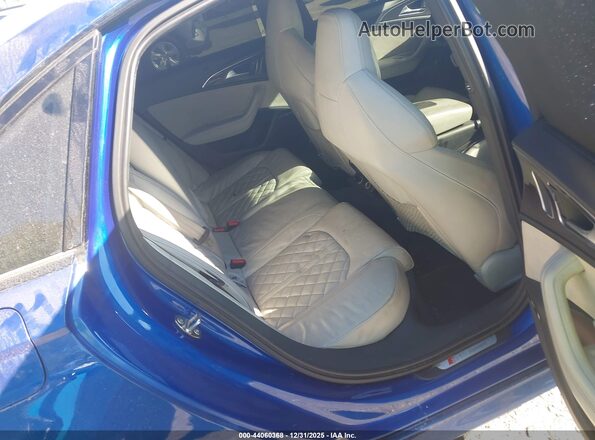 WAUHFAFC4JN086584 2018 AUDI S6 Blue VIN կոդի պիտակի տեսք
