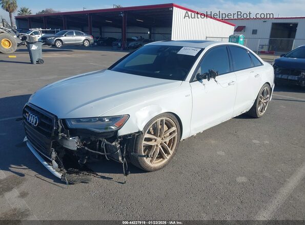 WAUHFAFC7HN126456 2017 AUDI S6 White 