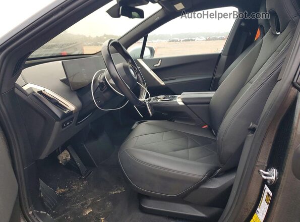 WB523CF01RCP94121 2024 BMW IX White წინა სალონის ხედი