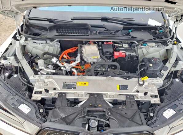 WB523CF01RCP94121 2024 BMW IX White უკანა სალონის ხედი