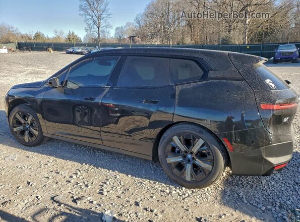 WB523CF04RCP32406 2024 BMW IX Black 