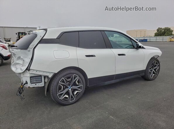 WB523CF09RCP12104 2024 BMW IX White უკანა მარჯვენა