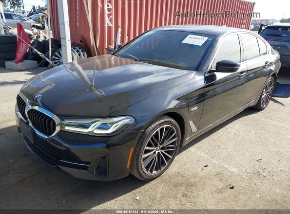 WBA13AG01NCK34366 2022 BMW 5 SERIES Black Vista tres cuartos delantera izquierda