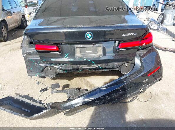 WBA13AG01NCK34366 2022 BMW 5 SERIES Black Vista frontal