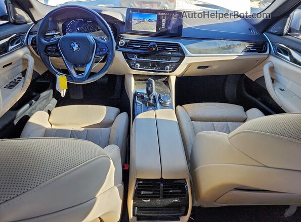 WBA13AG03PCN29200 2023 BMW 5 SERIES White Вид панелі приладів
