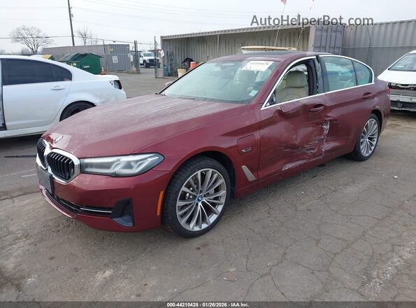 WBA13AG08PCN19052 2023 BMW 5 SERIES Red Przód lewy
