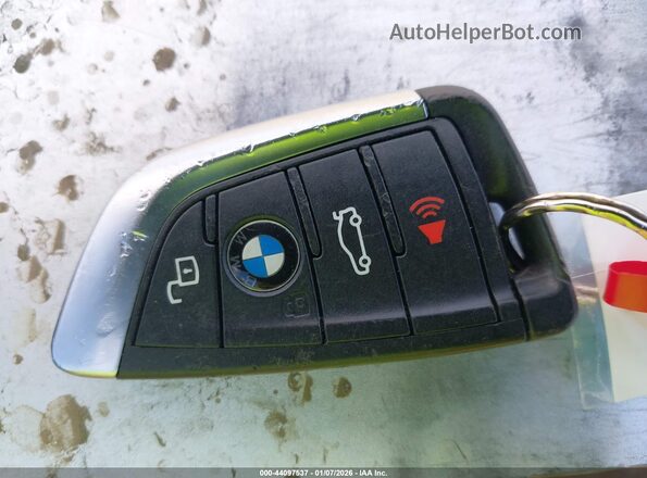 WBA13AL00N7J96644 2022 BMW M2 Gray Widok deski rozdzielczej