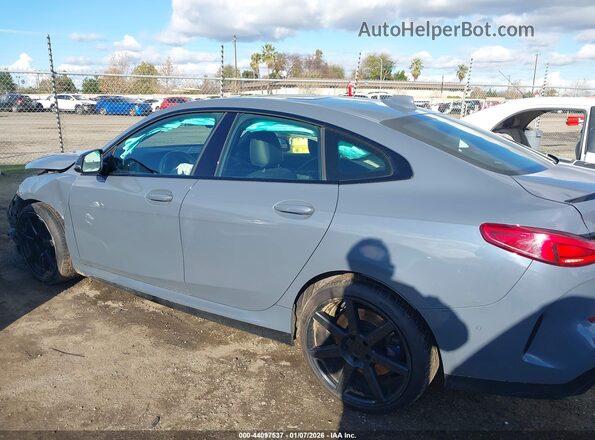 WBA13AL00N7J96644 2022 BMW M2 Gray Widok wnętrza 360 stopni
