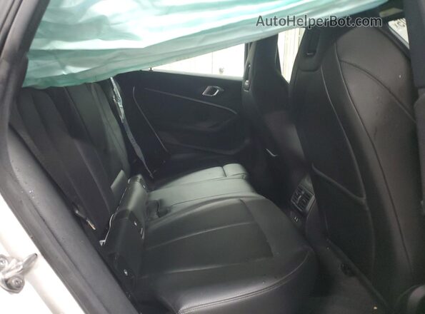 WBA13AL03L7F42704 2020 BMW M2 White Vista de los asientos traseros