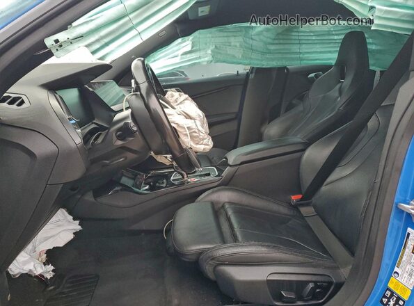 WBA13AL07N7K71212 2022 BMW M2 Blue წინა სალონის ხედი