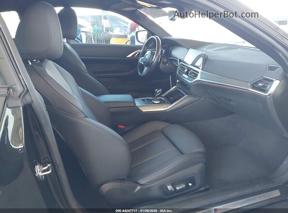 WBA13AR02MCF87827 2021 BMW M4 Black Widok wnętrza z przodu