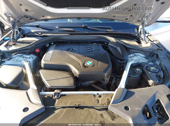 WBA13BJ00MWX06357 2021 BMW 5 SERIES Silver Vista trasera