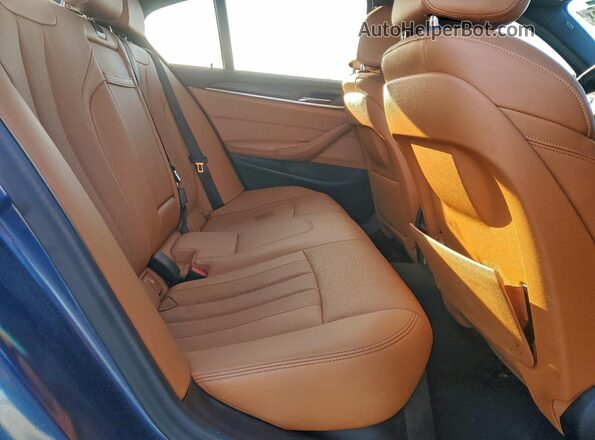 WBA13BJ02NCK18675 2022 BMW 5 SERIES Синий Вид задних сидений