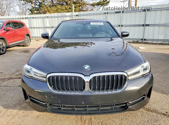 WBA13BJ09MWX18619 2021 BMW 5 SERIES Черный Вид спереди