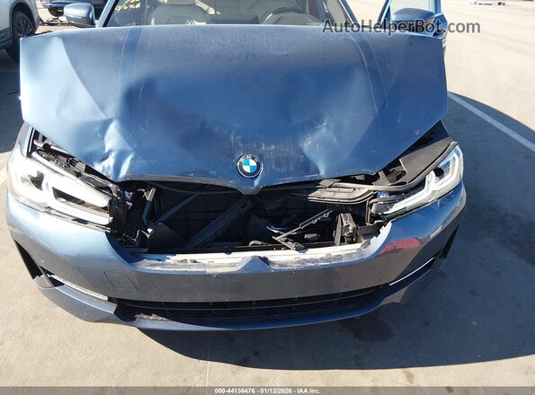 WBA13BJ0XPWX96766 2023 BMW 5 SERIES Blue წინა ხედი