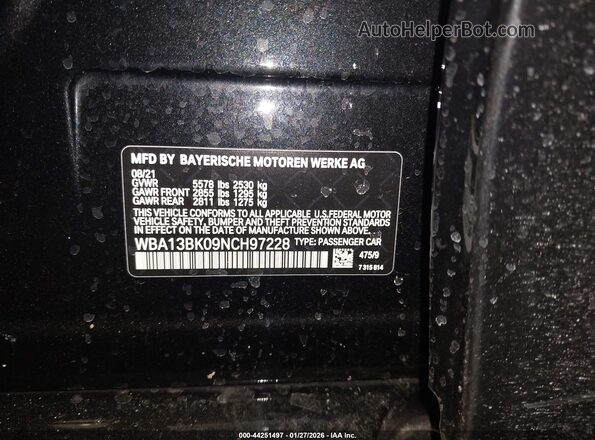 WBA13BK09NCH97228 2022 BMW M5 Black Вид підкапотного простору