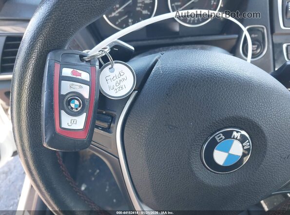 WBA1G9C5XGV598331 2016 BMW 2 SERIES White Dashboard view