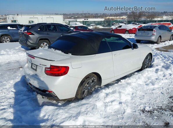 WBA1M5C56GV327252 2016 BMW M2 White Trasero derecho