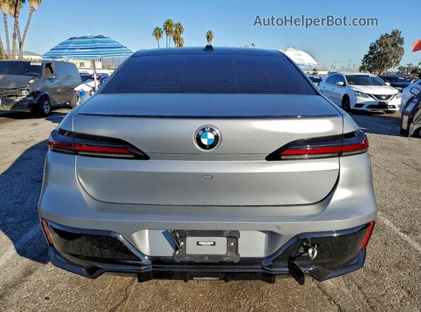 WBA23EH02PCM52703 2023 BMW 7 SERIES Gray Հետևի տեսք