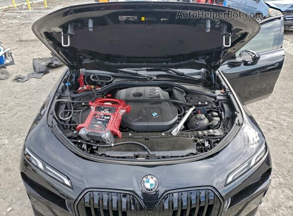 WBA23EH05RCS87376 2024 BMW 7 SERIES Black Սալոնի հետևի տեսք