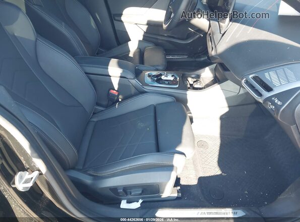 WBA23GG06S7S57010 2025 BMW 2 SERIES Black Սալոնի դիմացի տեսք