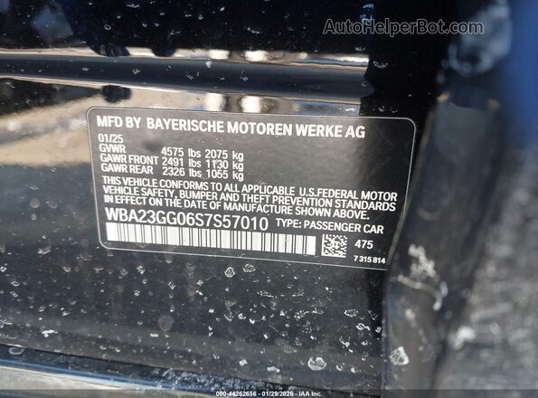 WBA23GG06S7S57010 2025 BMW 2 SERIES Black Շարժիչի բաժամունքի տեսք