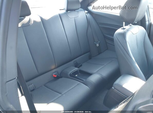 WBA2J1C52JVD08861 2018 BMW 2 SERIES Black Widok naklejki z numerem VIN