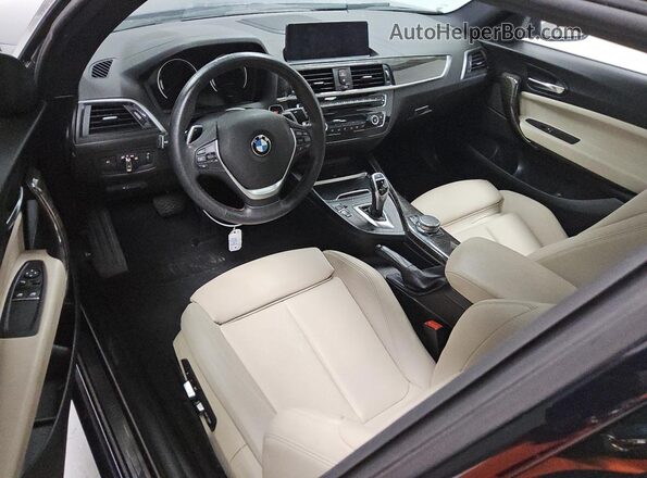WBA2J3C52JVD48904 2018 BMW 2 SERIES Blue Vista del salpicadero