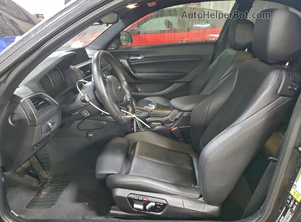 WBA2J7C52KVD61239 2019 BMW M2 Charcoal Vista interior delantera