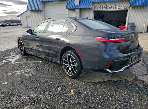 WBA33EH05TCW69628 2026 BMW 7 SERIES Black Tył lewy