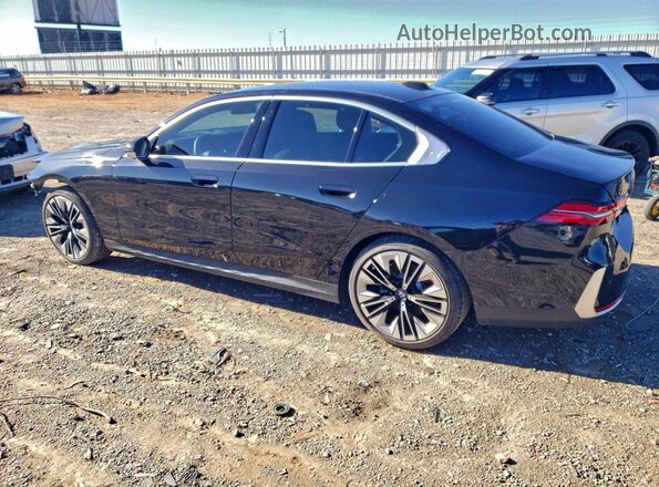 WBA43FJ08SCU24339 2025 BMW 5 SERIES Black უკანა მარცხენა