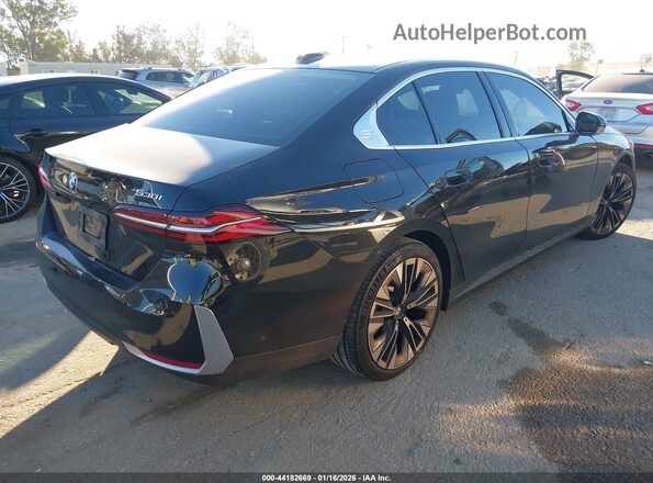 WBA43FJ08SCU32067 2025 BMW 5 SERIES Black Հետևի աջ