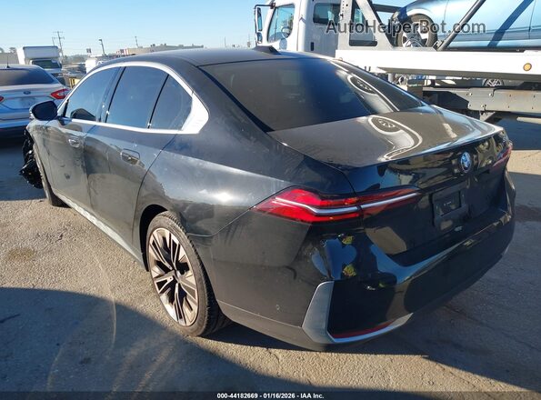 WBA43FJ08SCU32067 2025 BMW 5 SERIES Black Հետևի ձախ