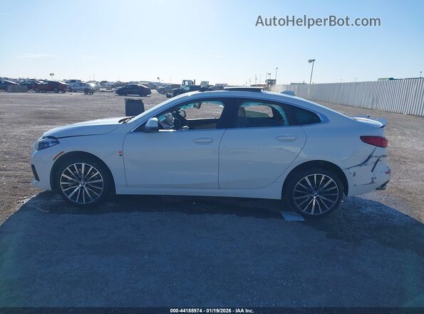 WBA53AK01R7R25159 2024 BMW 2 SERIES White Вид задньої частини салону