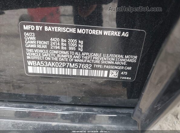 WBA53AK02P7M57682 2023 BMW 2 SERIES Black Vista del compartimento del motor