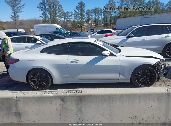 WBA53AP06MCG93461 2021 BMW 4 SERIES White Widok wnętrza z tyłu