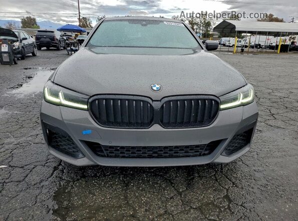 WBA53BH04NCJ21176 2022 BMW 5 SERIES Серый Вид спереди