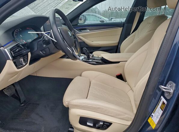 WBA53BH07PCM47363 2023 BMW 5 SERIES Blue Вид салону спереду