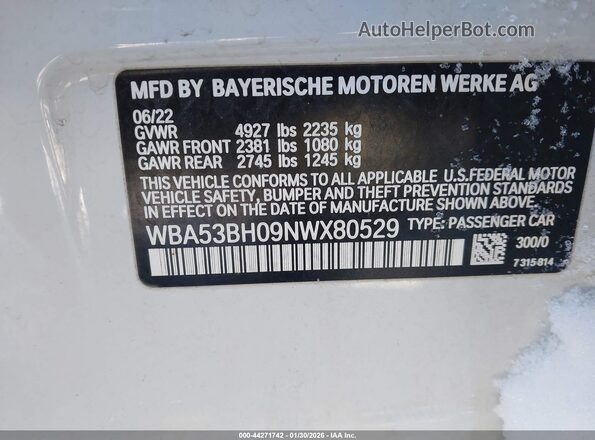 WBA53BH09NWX80529 2022 BMW 5 SERIES Белый Вид подкапотного пространства