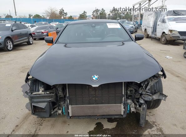 WBA53BJ03NWX58147 2022 BMW 5 SERIES Серый Вид задней части салона