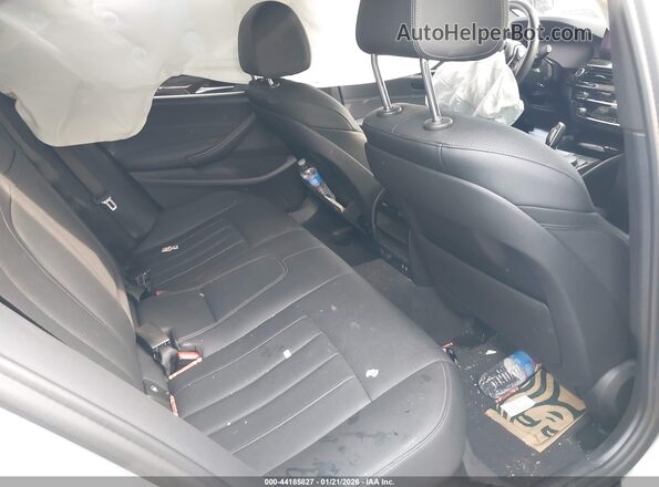 WBA53BJ05MCF54646 2021 BMW 5 SERIES Silver VIN կոդի պիտակի տեսք