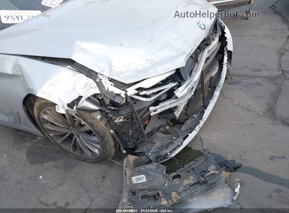 WBA53BJ05MCF54646 2021 BMW 5 SERIES Silver Սարքավորումների վահանակի տեսք
