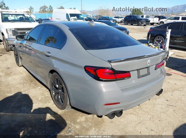 WBA53BJ06MWX31975 2021 BMW 5 SERIES Gray Rear left