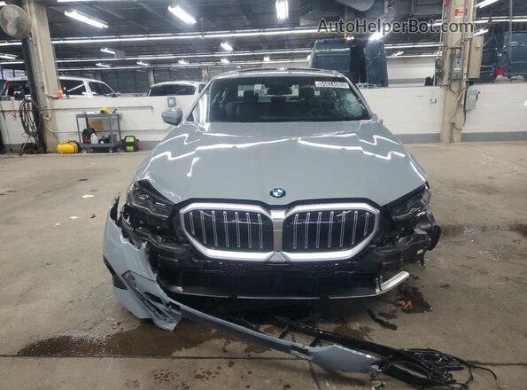 WBA53FJ07TCW29687 2026 BMW 5 SERIES Gray 360 interior view